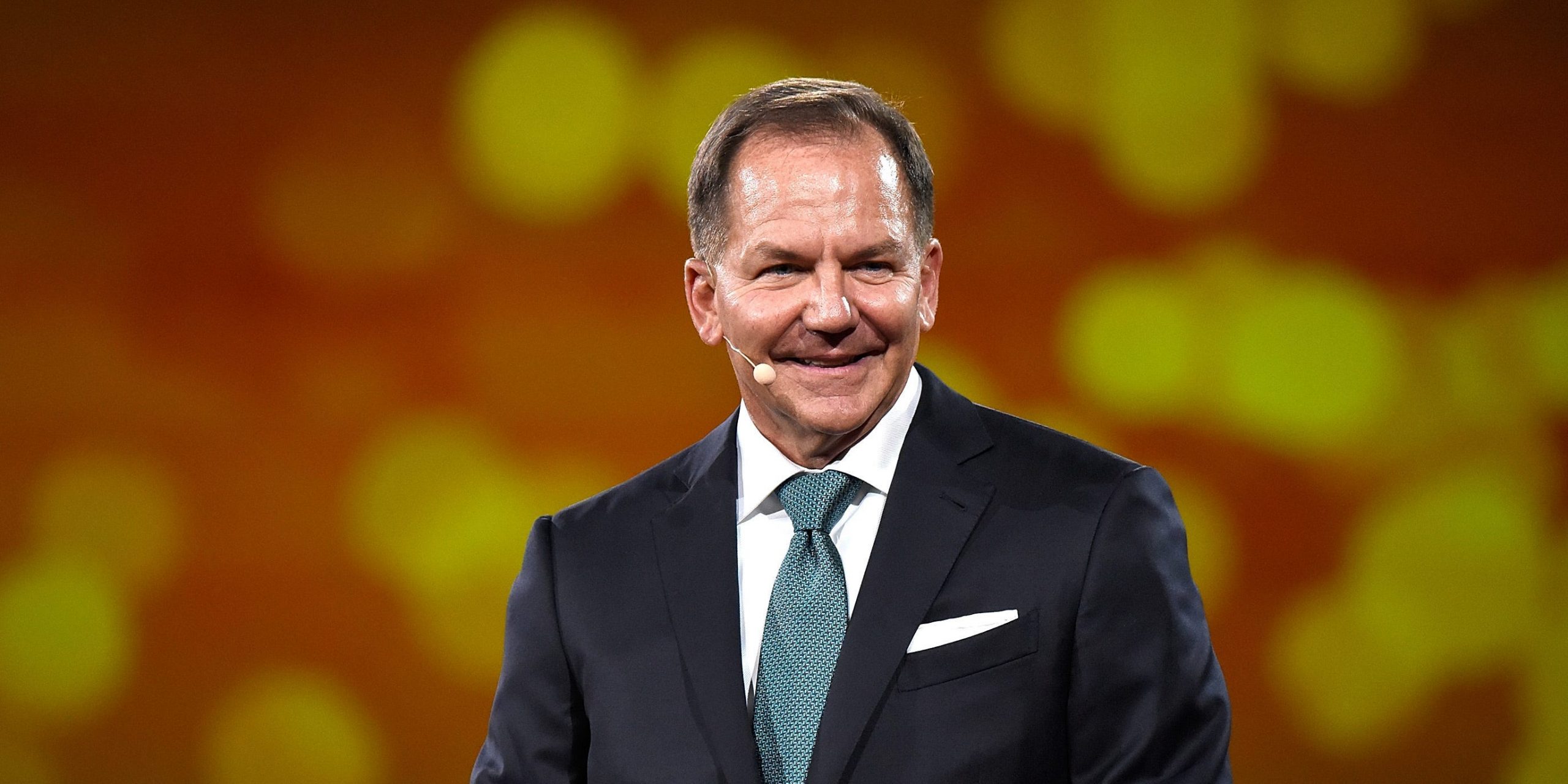 Stocks will see a big surge in the 1st quarter of 2021 after stimulus passes, forecasts billionaire investor Paul Tudor Jones | Markets – Business Insider